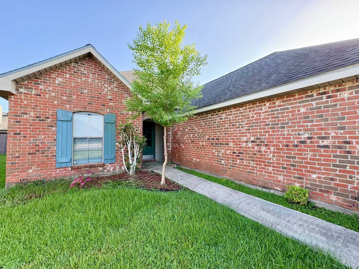 House for rent at 121 Troubadore, Youngsville, LA 70592