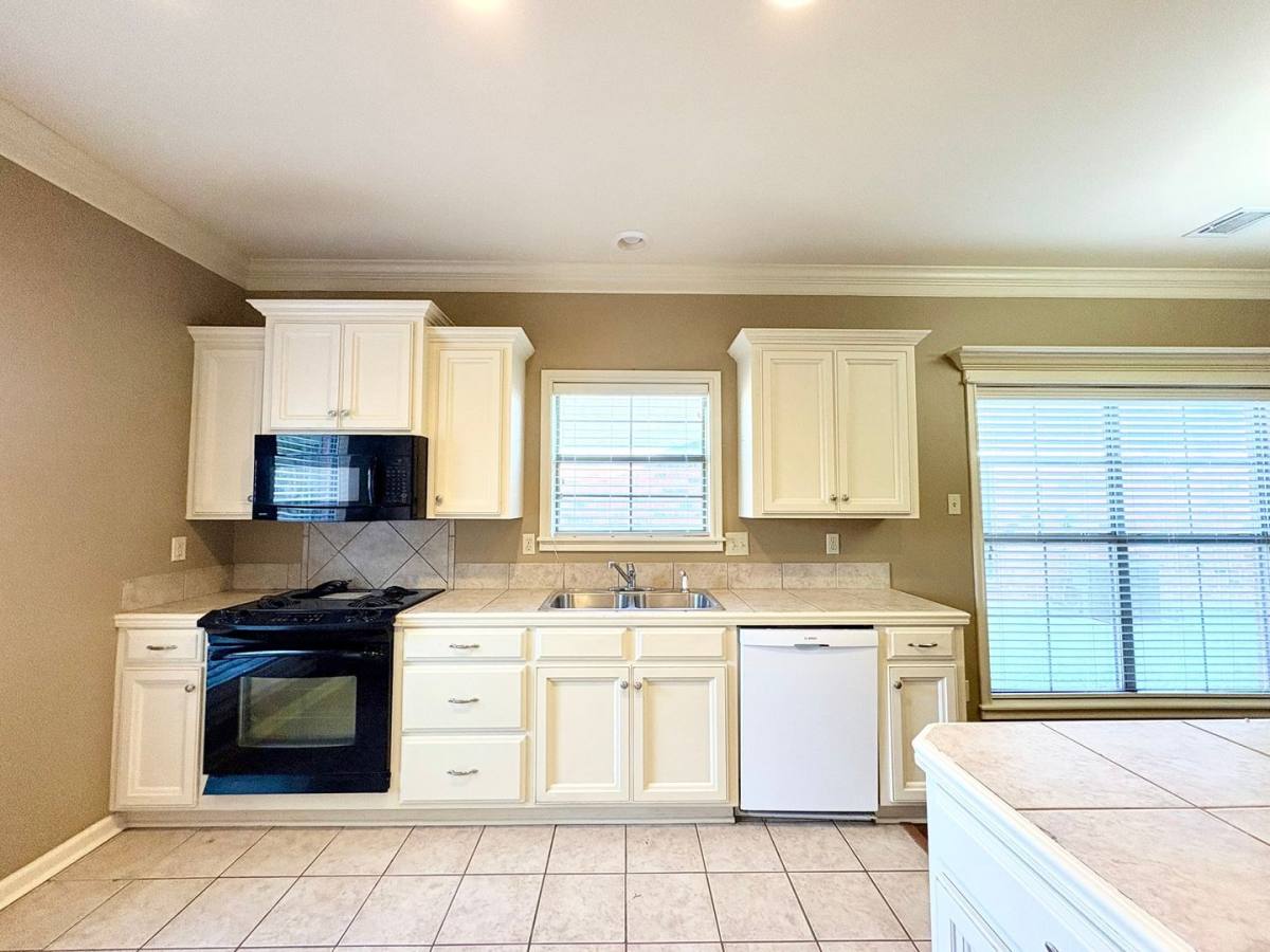 House for rent at 121 Troubadore, Youngsville, LA 70592