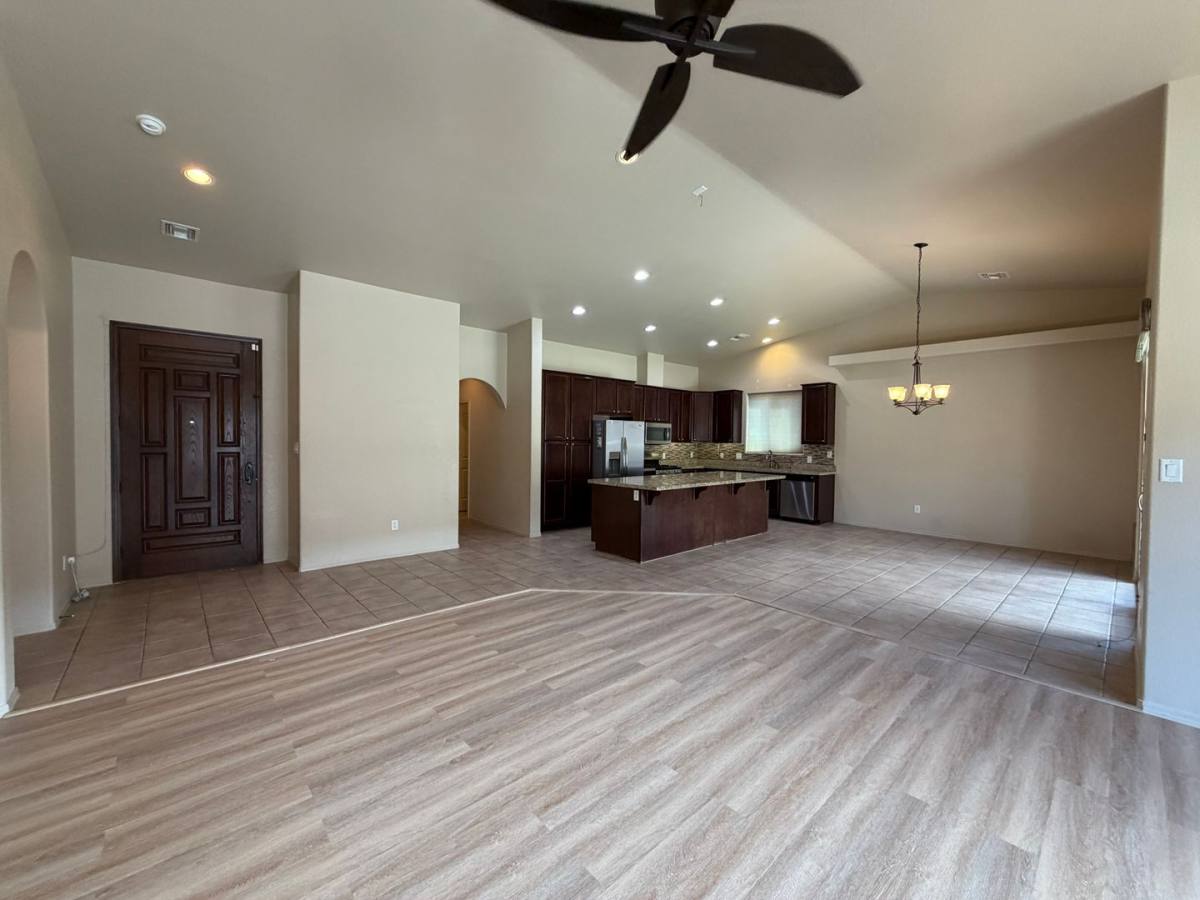 5883 E 27th Place, Yuma, AZ 85365 - House for Rent - Image 8