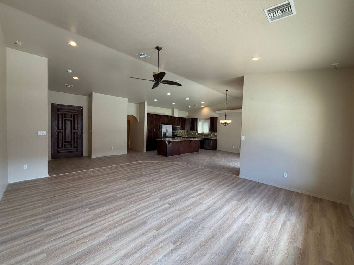 5883 E 27th Place, Yuma, AZ 85365 - House for Rent - Image 5