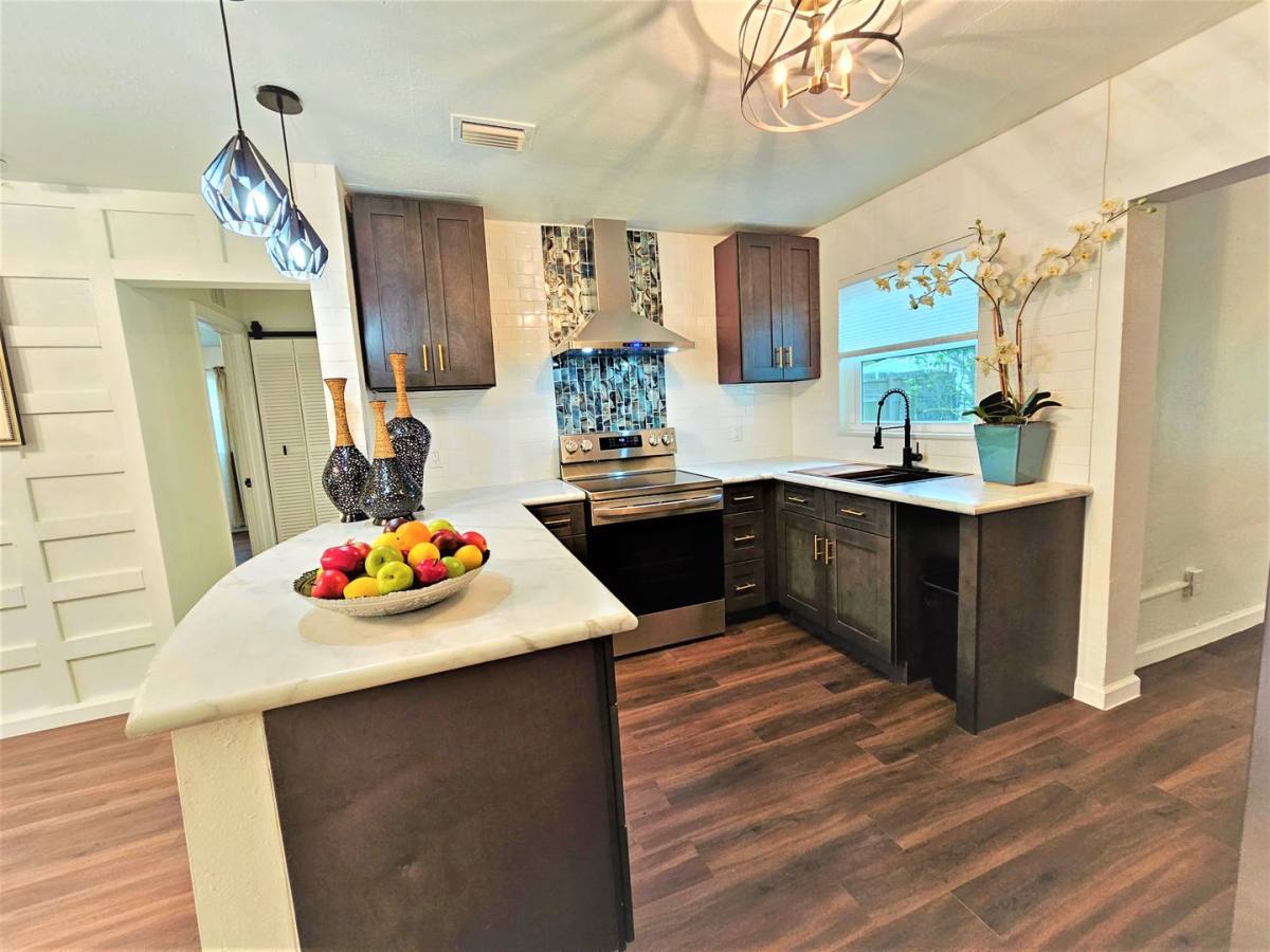 261 6th Court SW, Vero Beach, FL 32962 - House for Rent - Image 9
