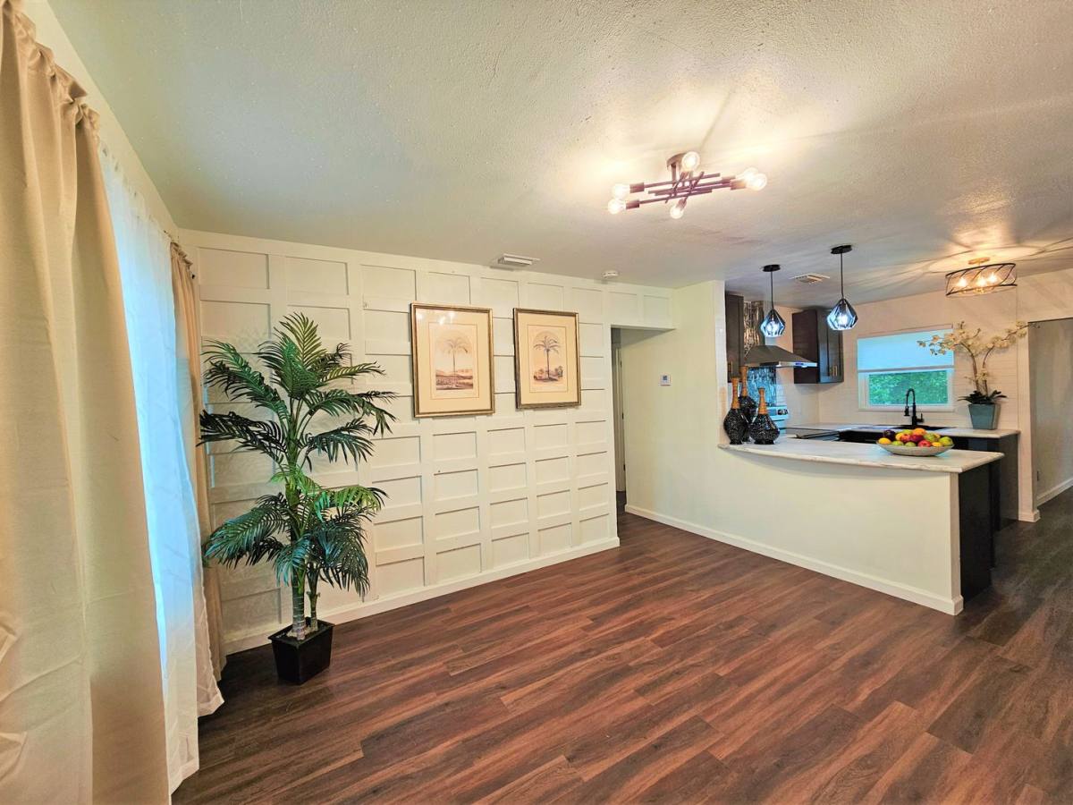 261 6th Court SW, Vero Beach, FL 32962 - House for Rent - Image 6