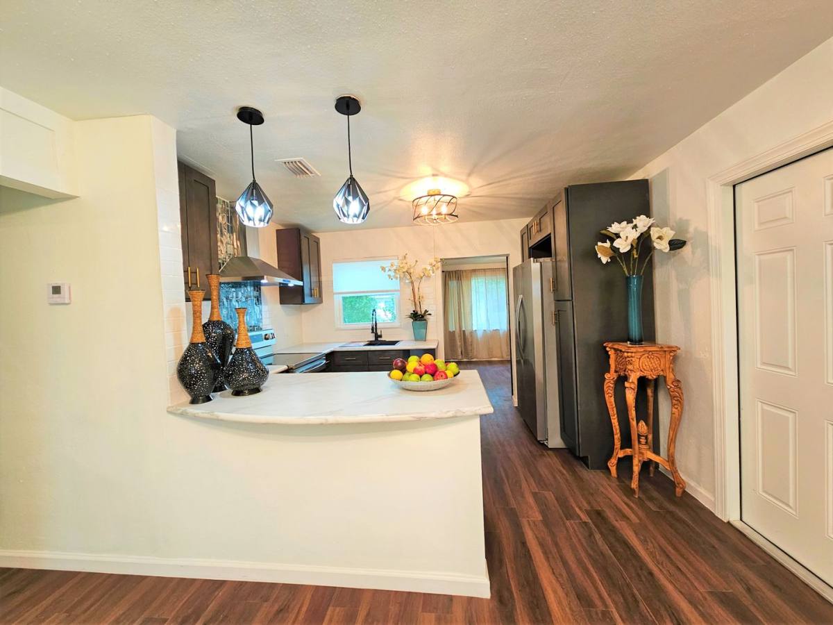 261 6th Court SW, Vero Beach, FL 32962 - House for Rent - Image 7