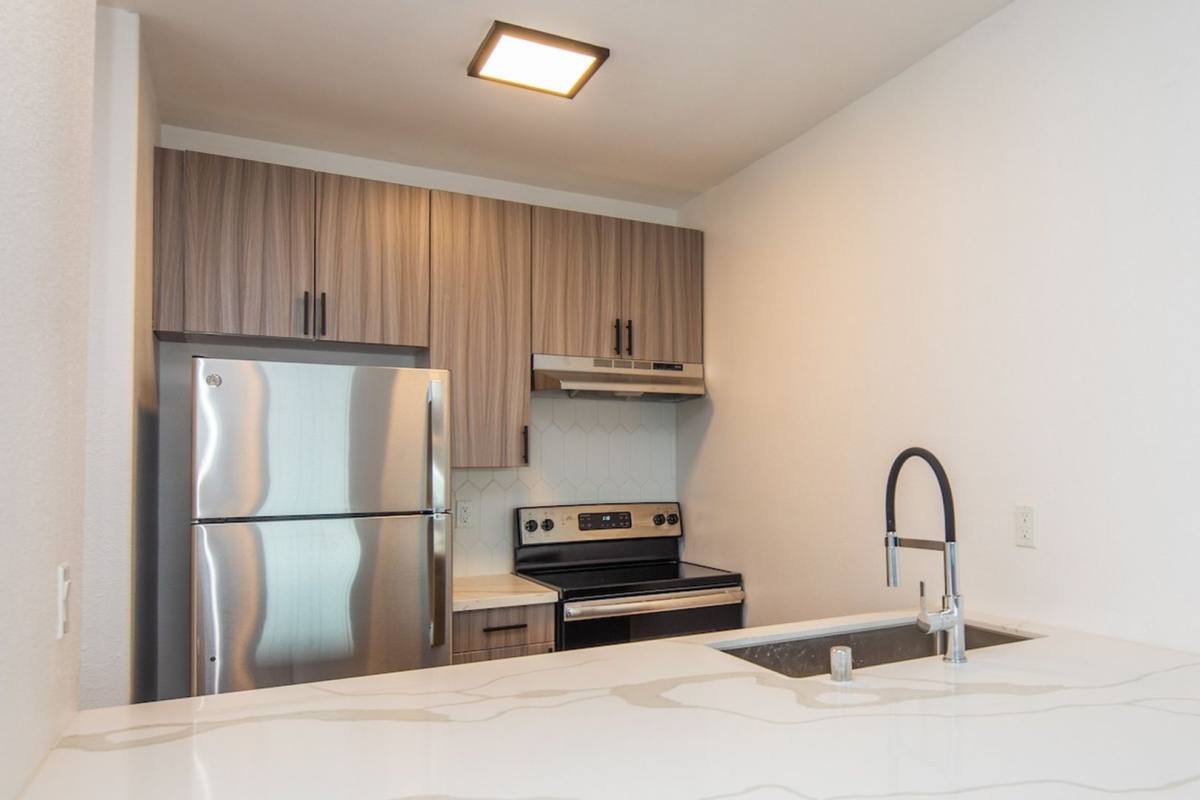 4188 5th Ave, San Diego, CA 92103 - Townhouse for Rent - Image 5
