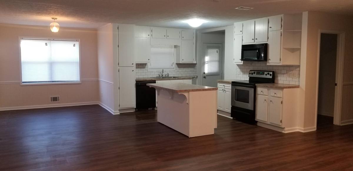 House for rent at 871 Jefferson Dr SW, Conyers, GA 30094
