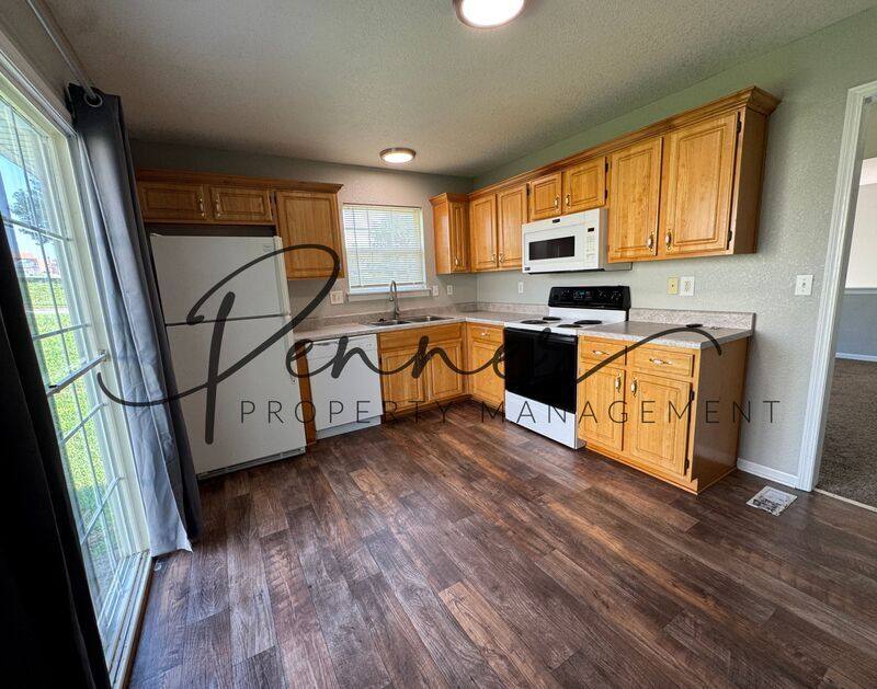 House for rent at 1401 SE Henley Court, Blue Springs, MO 64014