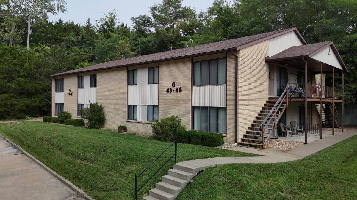 House for rent at 405 Clayton Dr, Jefferson City, MO 65101