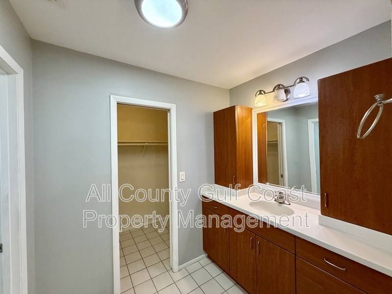 House for rent at 1218 Waterside Lane, Venice, FL 34285