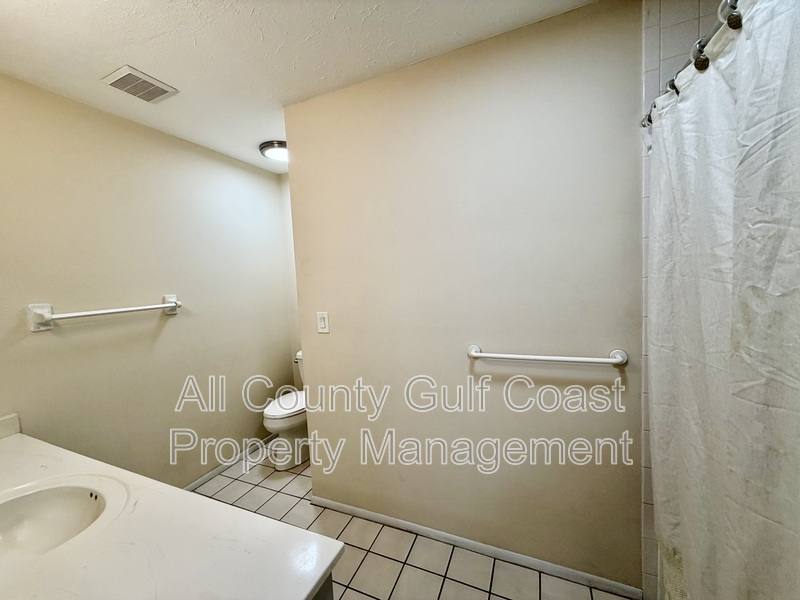 House for rent at 1218 Waterside Lane, Venice, FL 34285