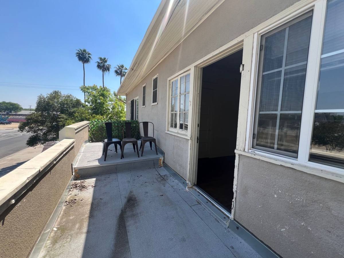 Apartment for rent at 1515-1521 N Vanness Ave, Fresno, CA 93728