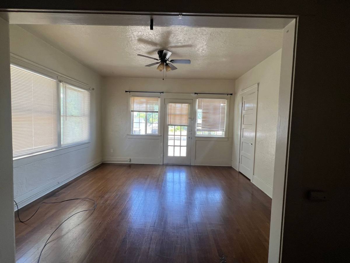 Apartment for rent at 1515-1521 N Vanness Ave, Fresno, CA 93728