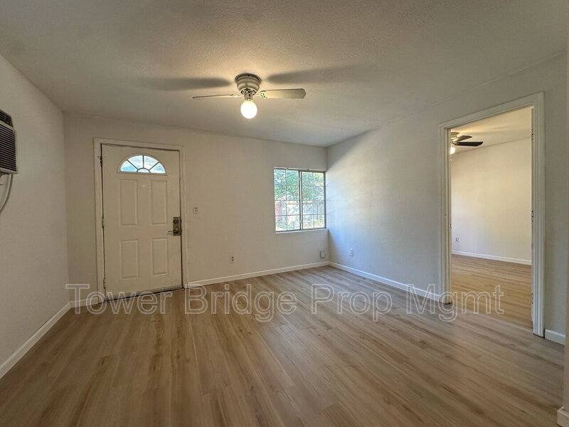 Apartment for rent at 1313 Lochbrae Rd, Sacramento, CA 95815