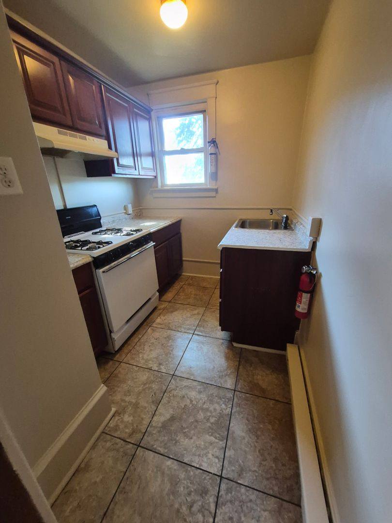 Apartment for rent at Lenape, 15-27 S Seventh St, Stroudsburg, PA 18360