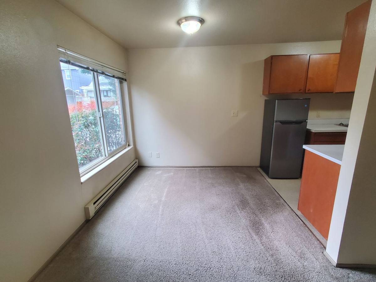 5512 15th Ave NE, Seattle, WA 98105 - Apartment for Rent - Image 8