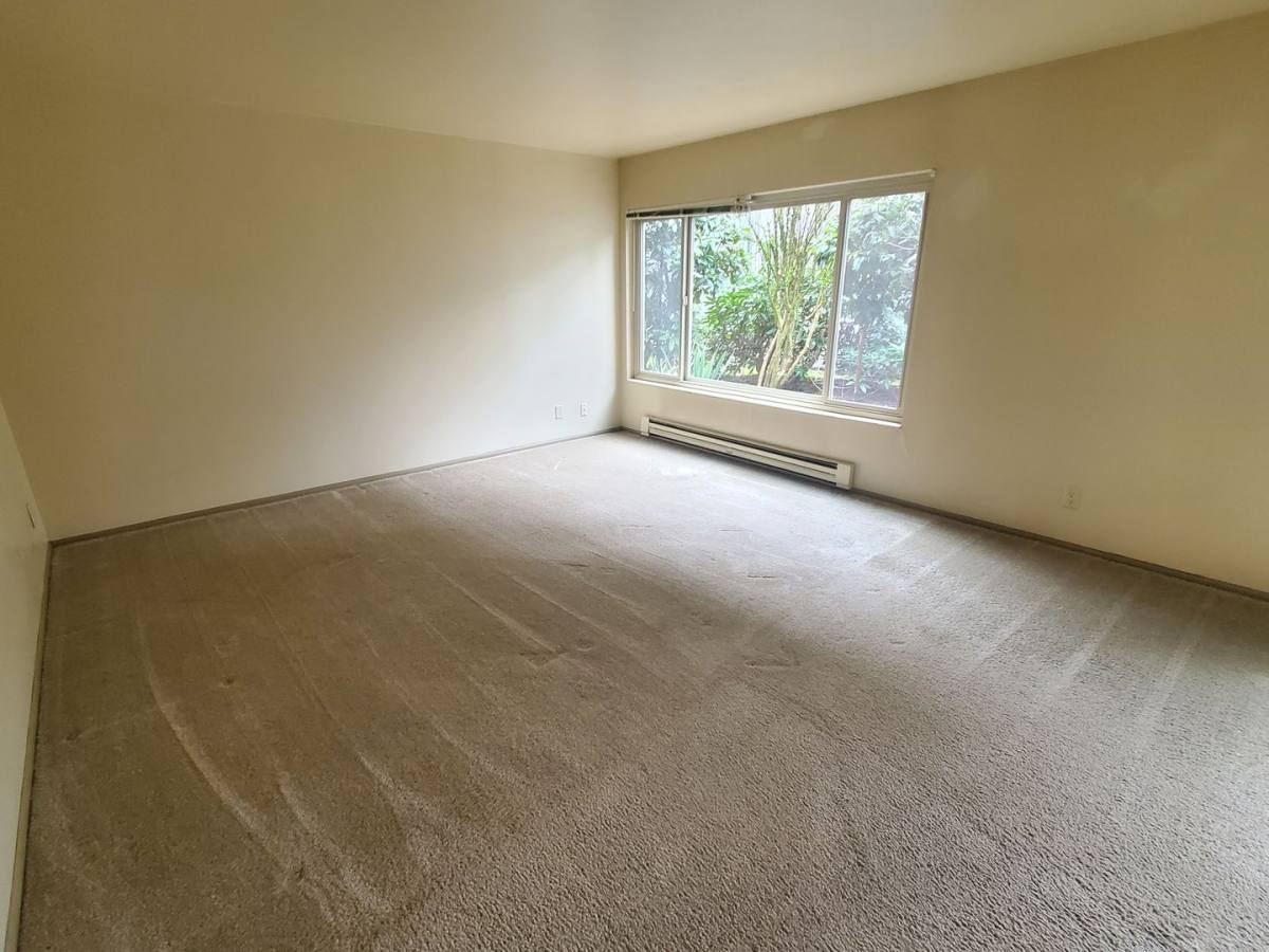 5512 15th Ave NE, Seattle, WA 98105 - Apartment for Rent - Image 7