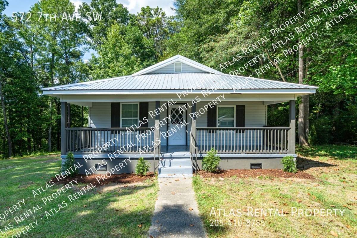 House for rent at 572 7th Ave SW, Graysville, AL 35073