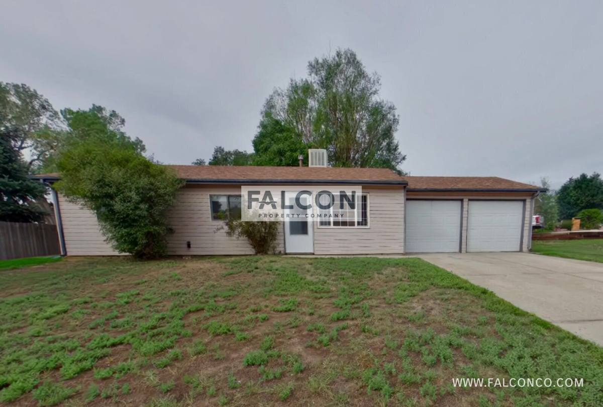 House for rent at 2114 Shawnee Dr, Colorado Springs, CO 80915