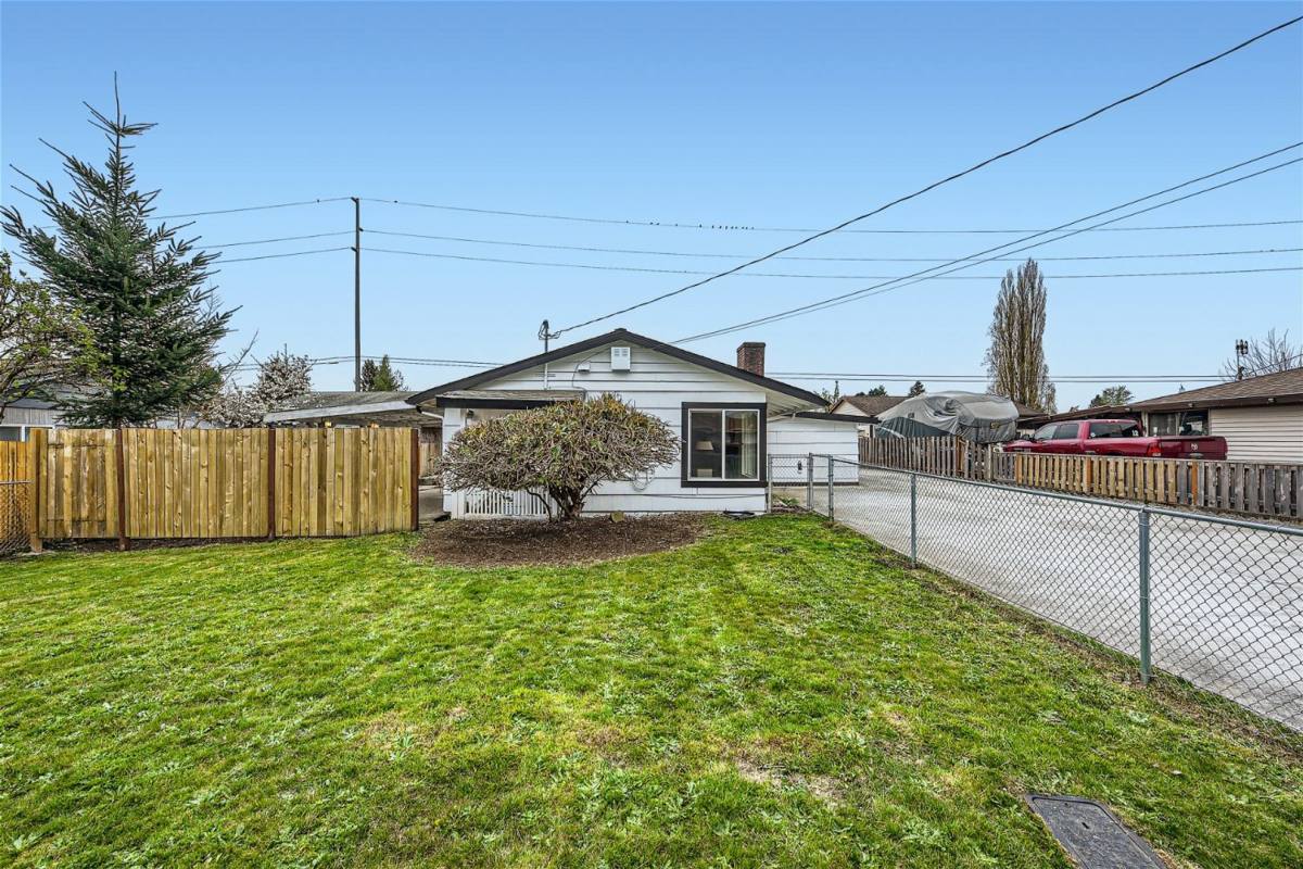 House for rent at 11963 SE 160th St, Renton, WA 98058