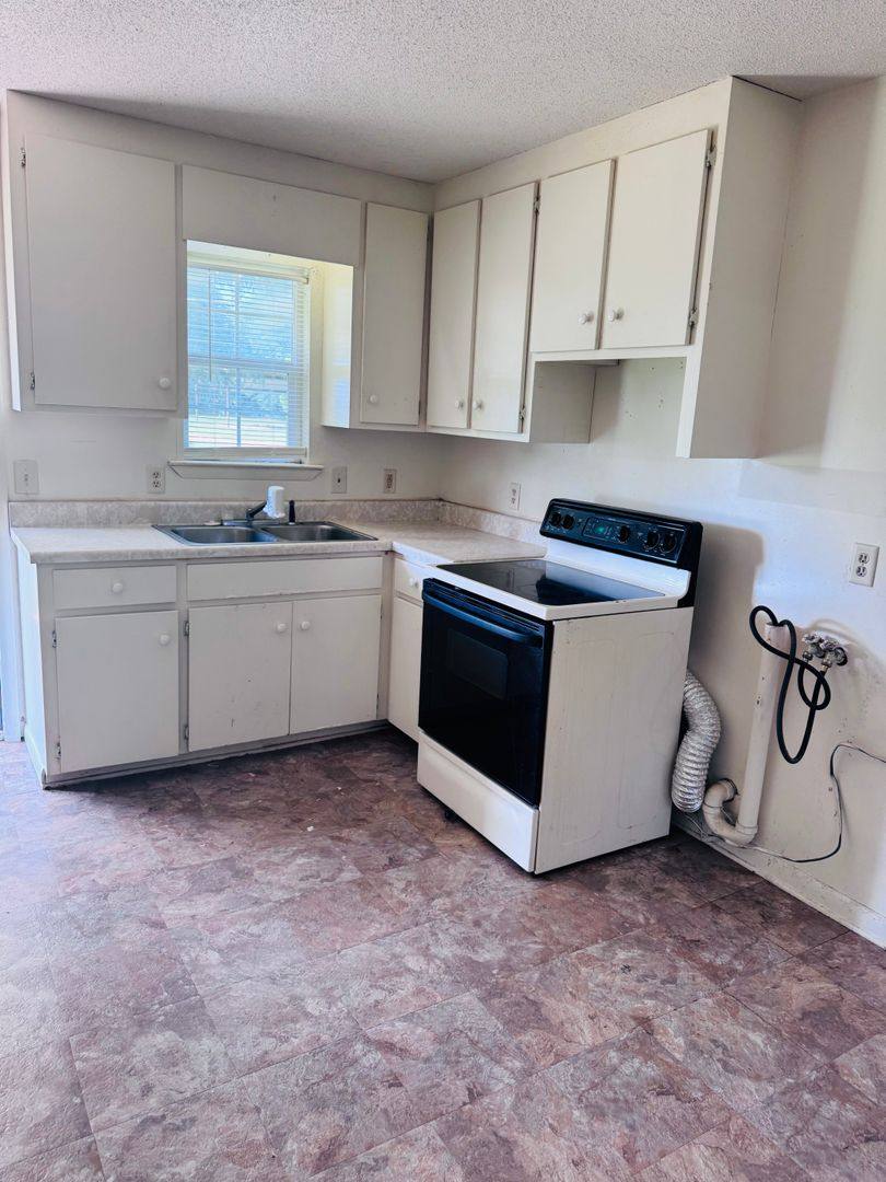 House for rent at 59 Groner St, Daleville, AL 36322