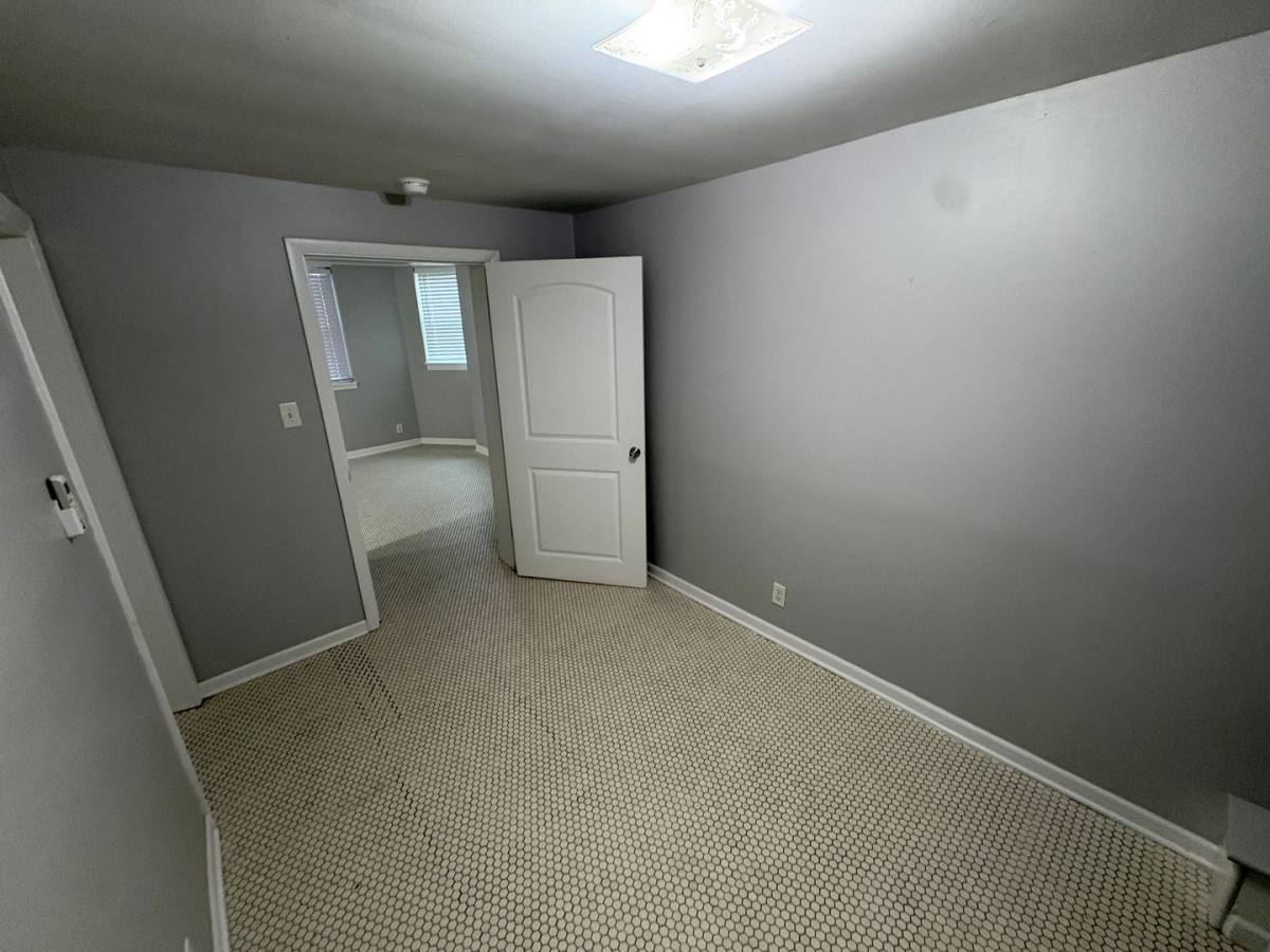 1700 Garfield St, Lincoln, NE 68502 - Apartment for Rent - Image 8