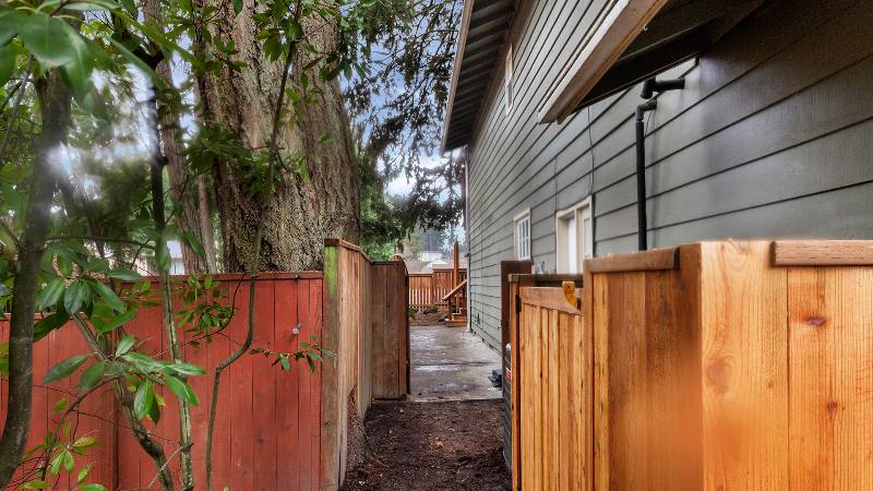 Apartment for rent at 15270 SW Springdale Court #200, Beaverton, OR 97007