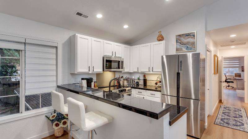 Apartment for rent at 15270 SW Springdale Court #200, Beaverton, OR 97007