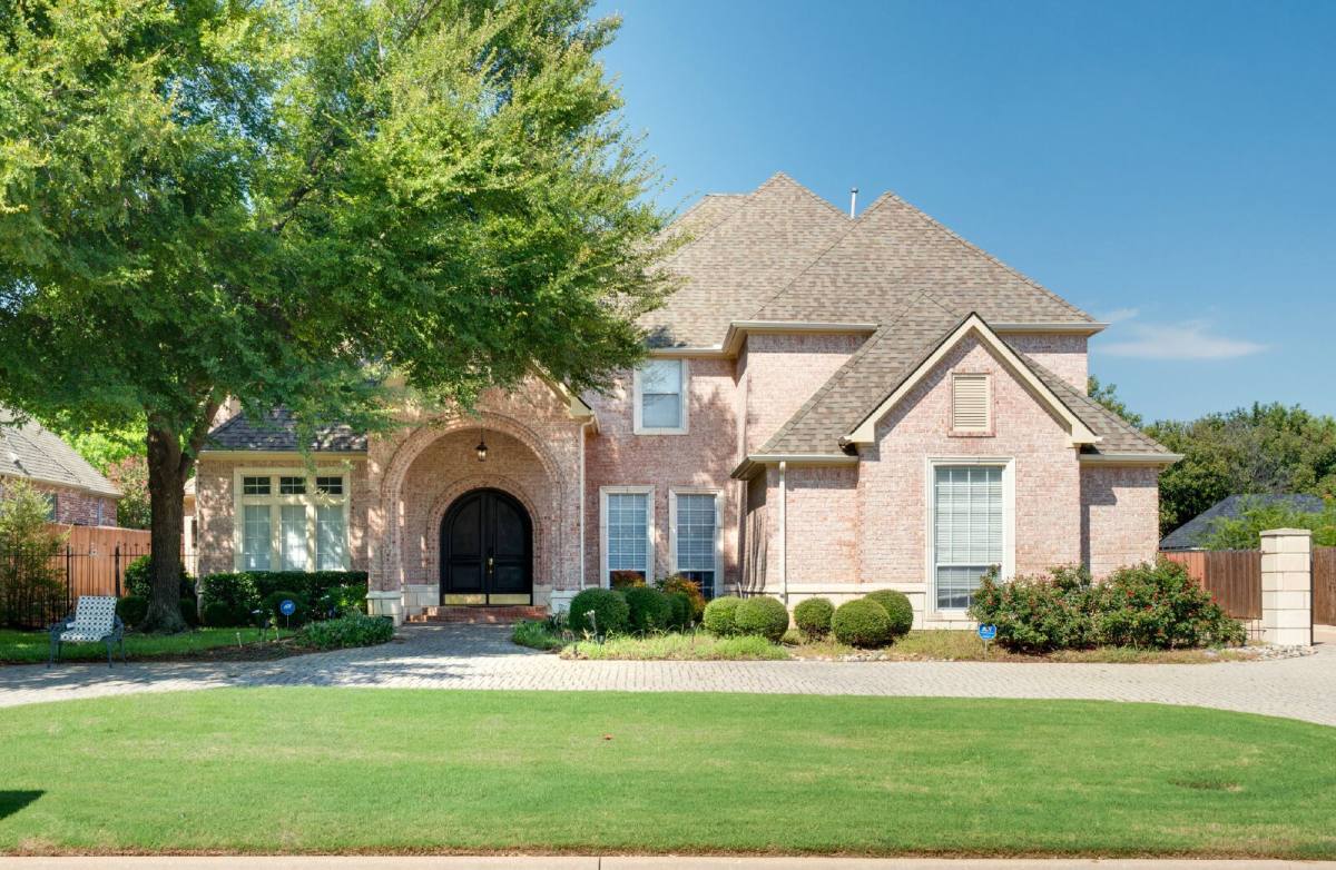 House for rent at 7012 Shalimar Court, Colleyville, TX 76034