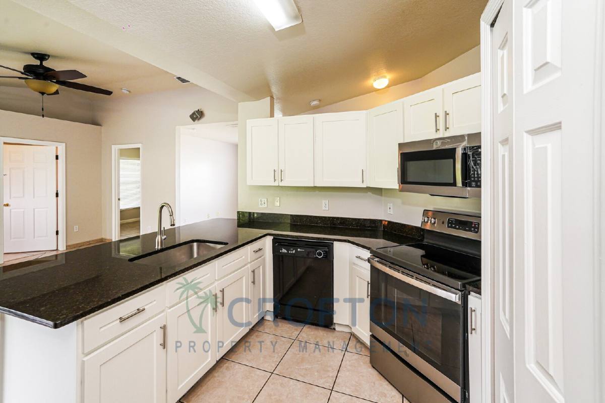 111 Crescent Court, Kissimmee, FL 34758 - House for Rent - Image 10