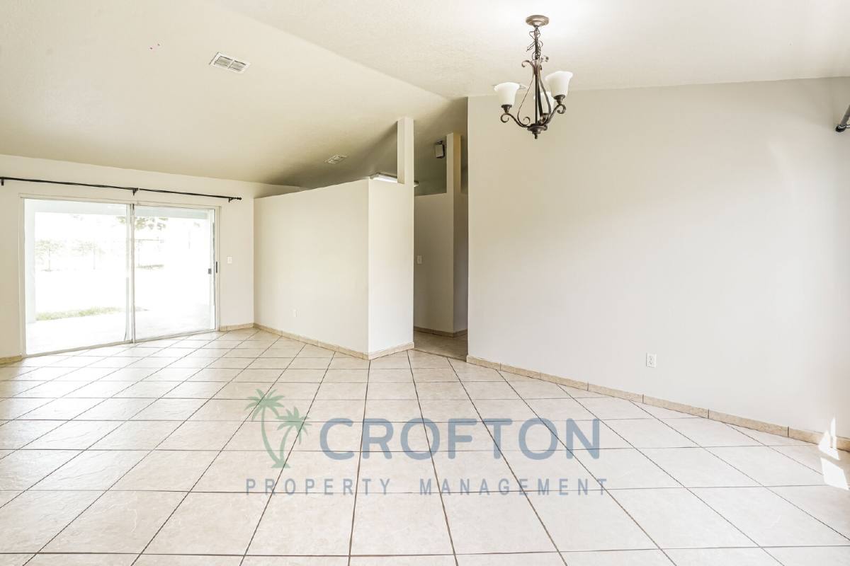 111 Crescent Court, Kissimmee, FL 34758 - House for Rent - Image 5