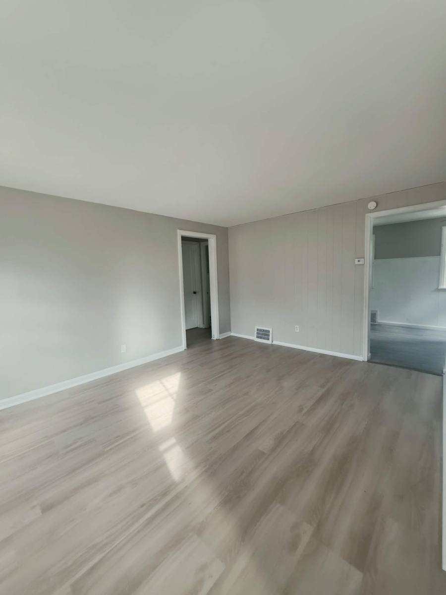 House for rent at 5713 S Blvd, Maple Heights, OH 44137
