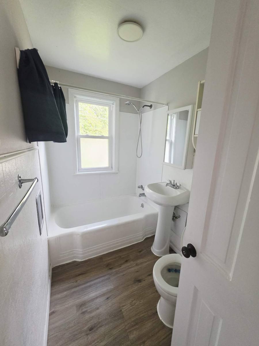 House for rent at 5713 S Blvd, Maple Heights, OH 44137