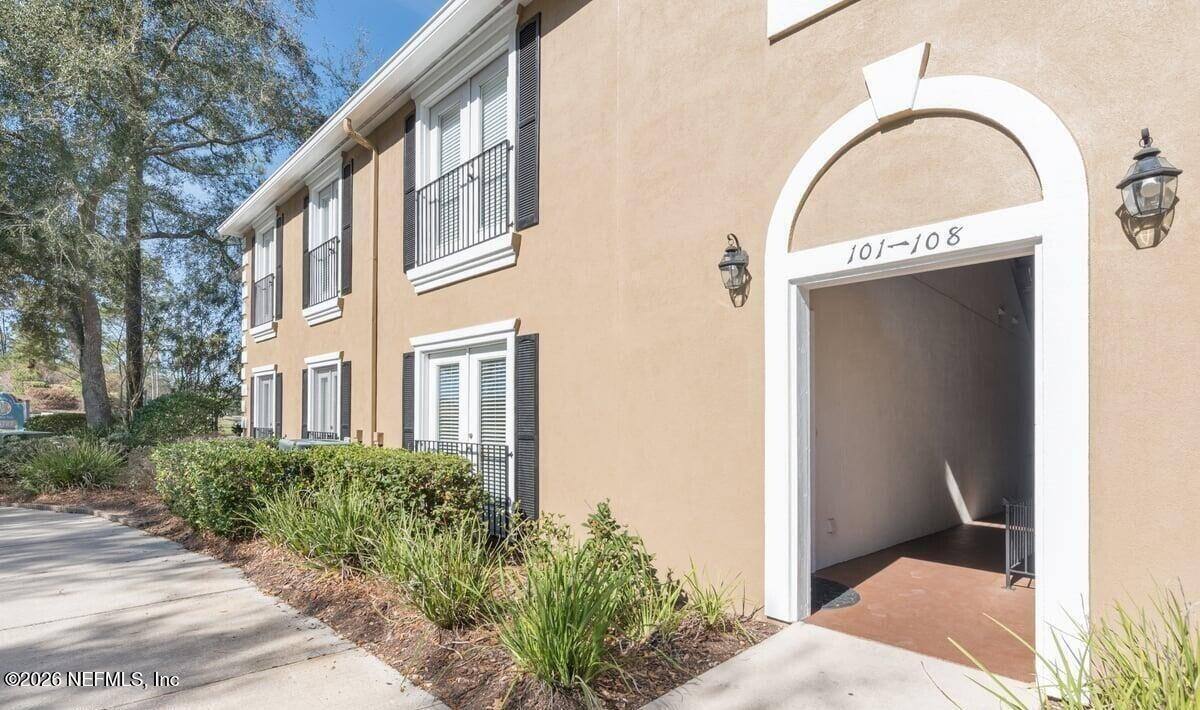 Condo for rent at 13727 Richmond Park Dr N #105, Jacksonville, FL 32224