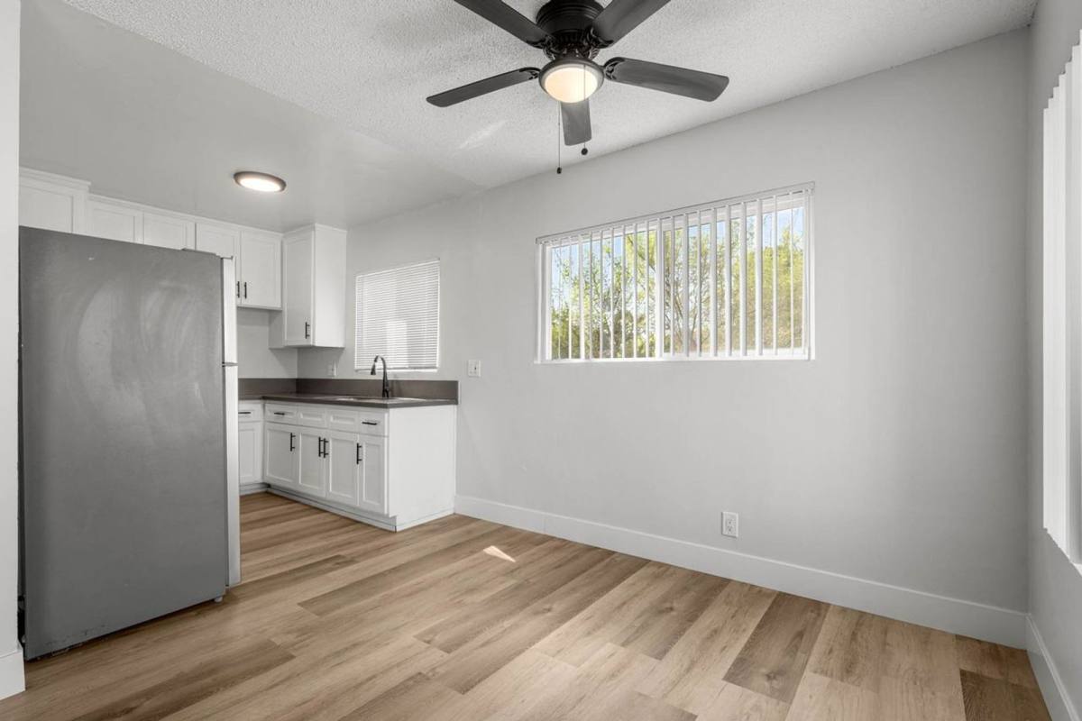 Apartment for rent at 3845 Potomac Ave, Los Angeles, CA 90010