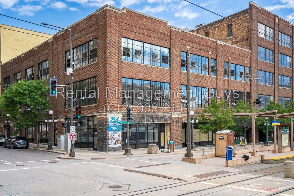 Apartment for rent at 340 Sibley St #220, St. Paul, MN 55101