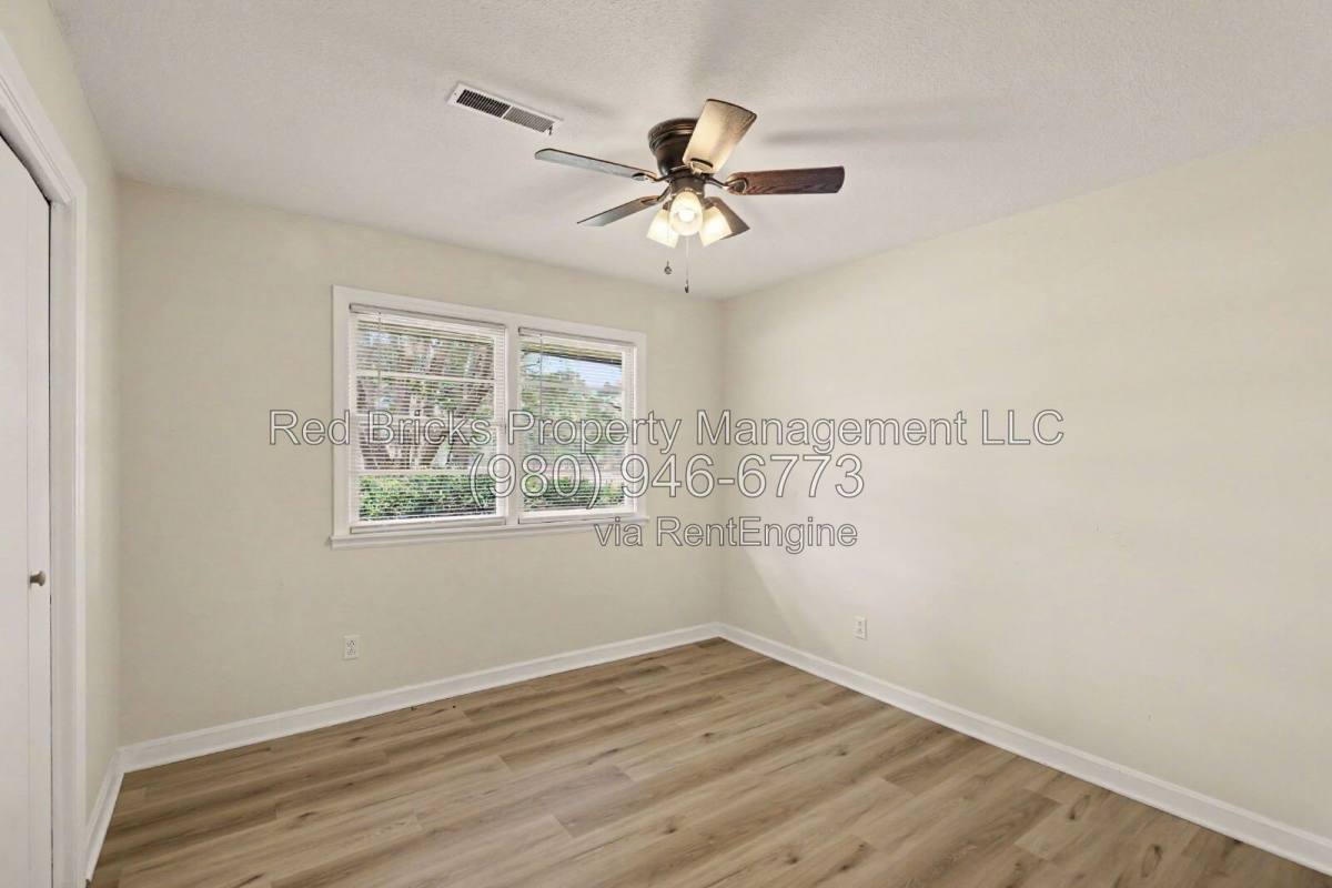 House for rent at 2501 Galloway Rd, Charlotte, NC 28262