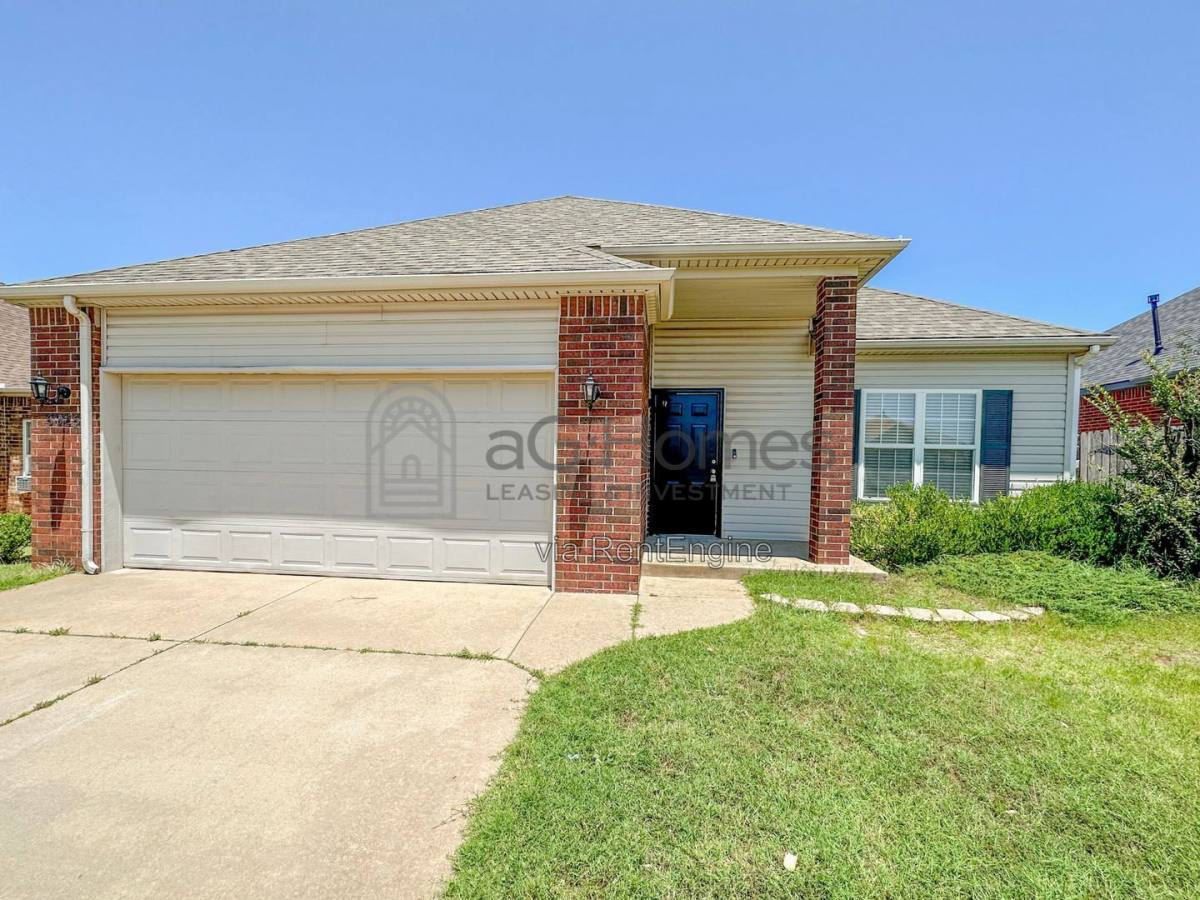 House for rent at 5925 SE 69th St, Oklahoma City, OK 73135