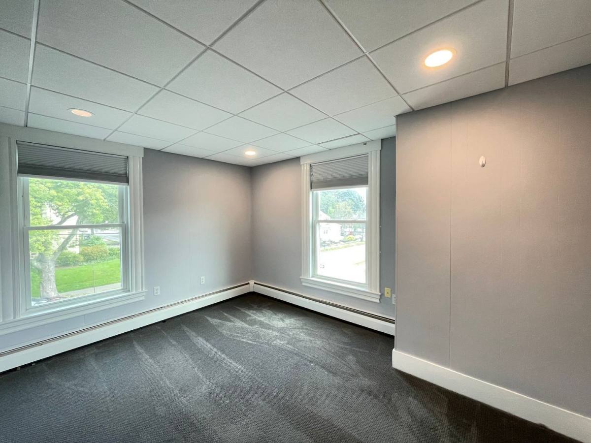 Apartment for rent at 37 Salmon St #2, Manchester, NH 03104