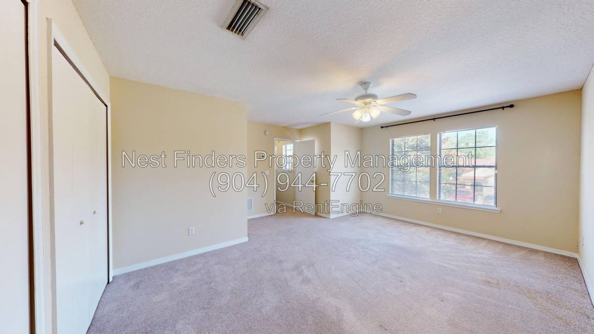 Townhouse for rent at 315 Redwood Lane, St. Johns, FL 32259