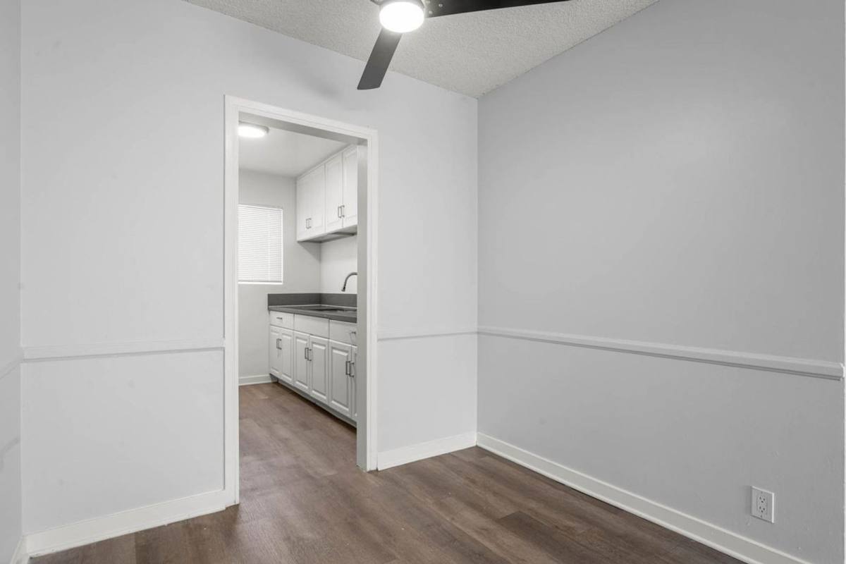 Apartment for rent at 3845 Potomac Ave #8A, Los Angeles, CA 90010
