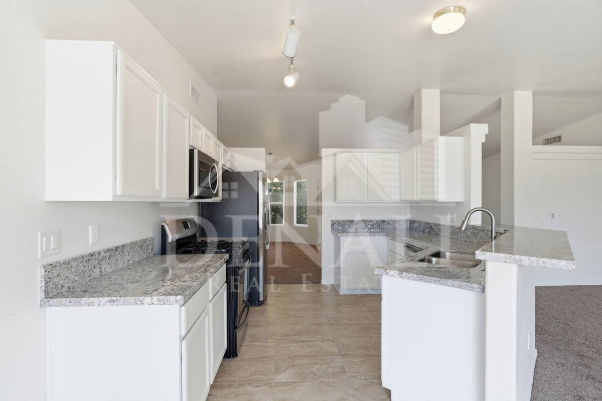 House for rent at 10008 E Moonstruck Way, Tucson, AZ 85747