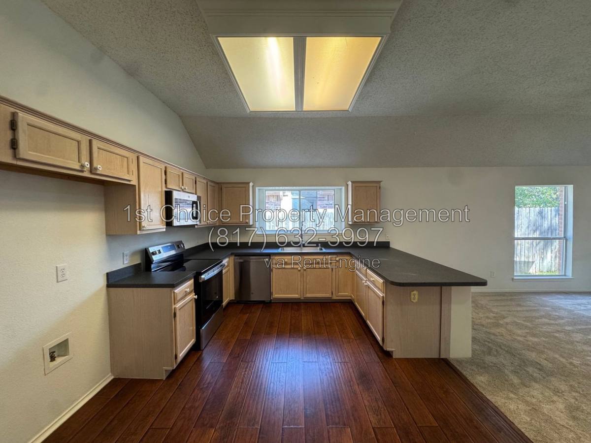 House for rent at 6916 Indiana Ave, Fort Worth, TX 76137