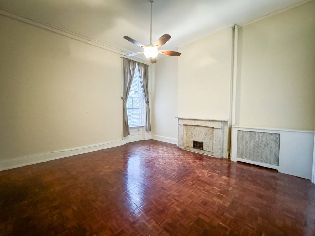 2027 Walnut St #2F, Philadelphia, PA 19103 - Apartment for Rent - Image 3