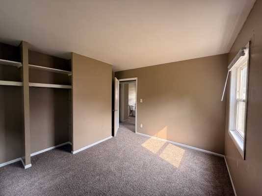 House for rent at 1508 Seville Ave, Kalamazoo, MI 49004