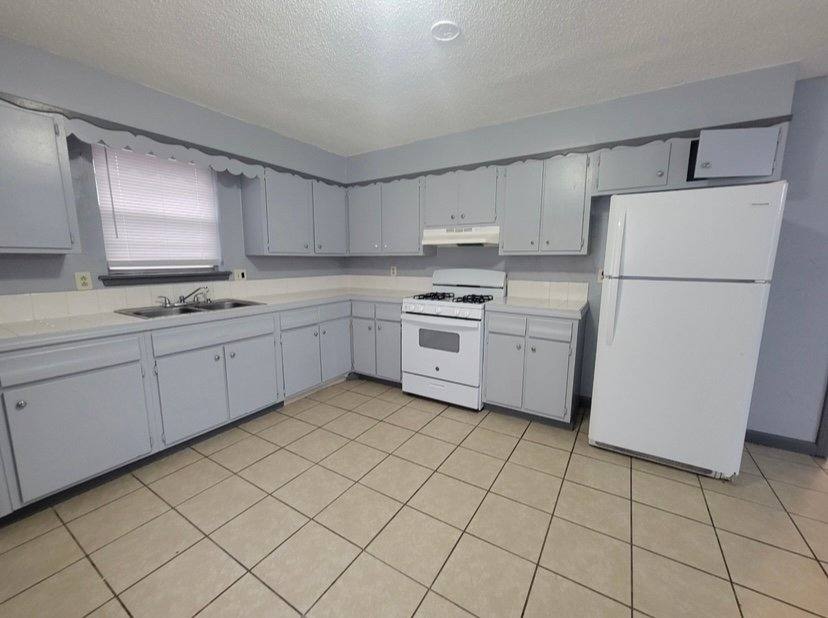 House for rent at 817 NE 81st St, Oklahoma City, OK 73114