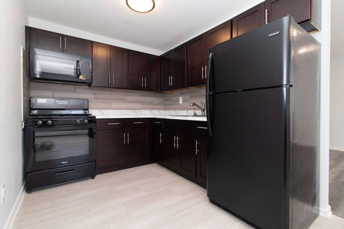 Apartment for rent at Oxford, 6451 Oxford Ave, Philadelphia, PA 19111