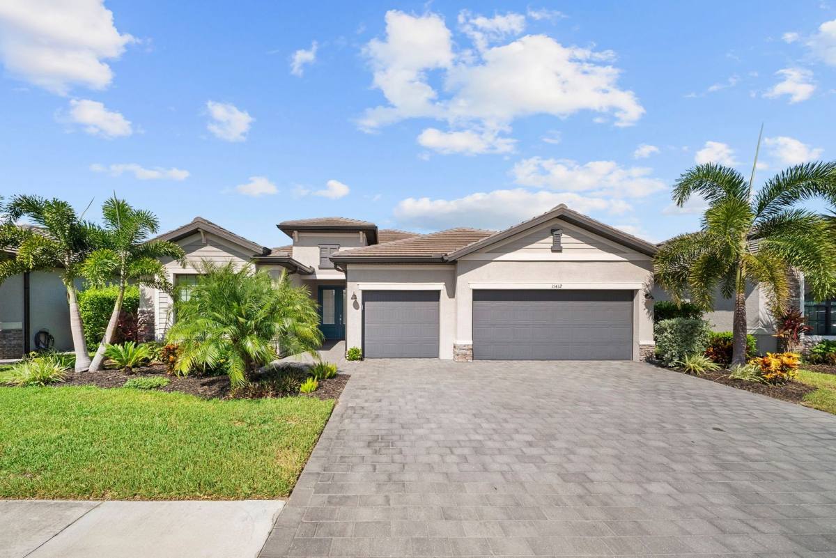 House for rent at 11412 Canopy Loop, Fort Myers, FL 33913
