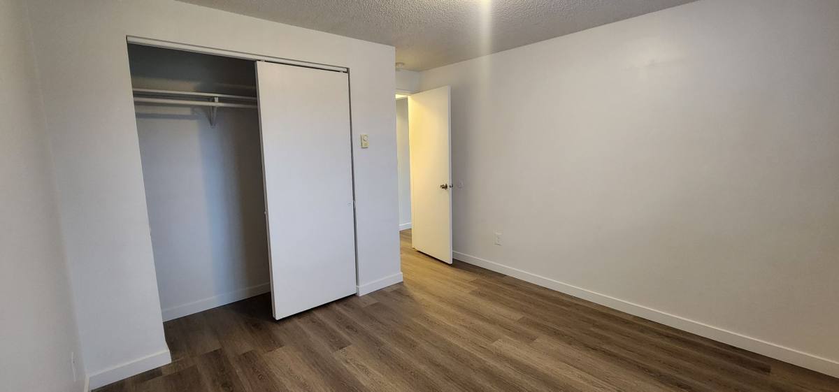 Apartment for rent at 402 S Eastern Rd, Spokane, WA 99212