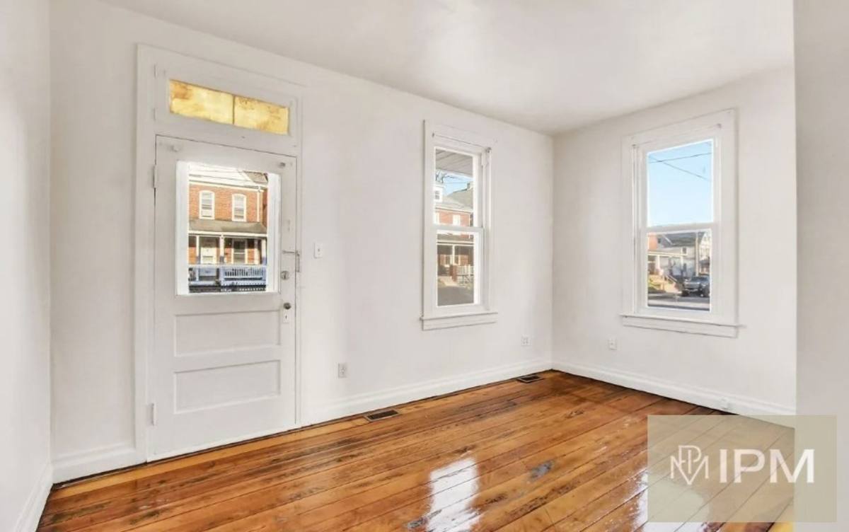 Apartment for rent at 364 High St, Hanover, PA 17331