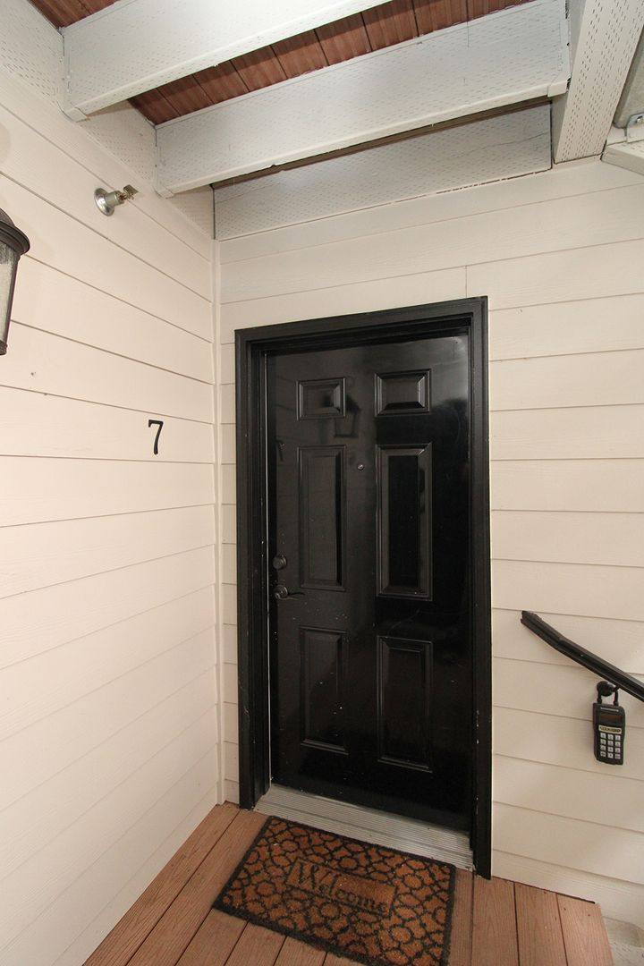Apartment for rent at 2424 N Vancouver Ave, Portland, OR 97227