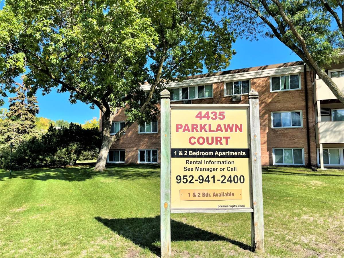 Apartment for rent at 4435 Parklawn Court, Minneapolis, MN 55435